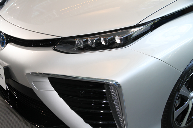 トヨタ 新型燃料電池自動車(FCV)「MIRAI(ミライ)」