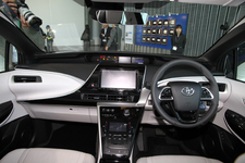 トヨタ 新型燃料電池自動車(FCV)「MIRAI(ミライ)」