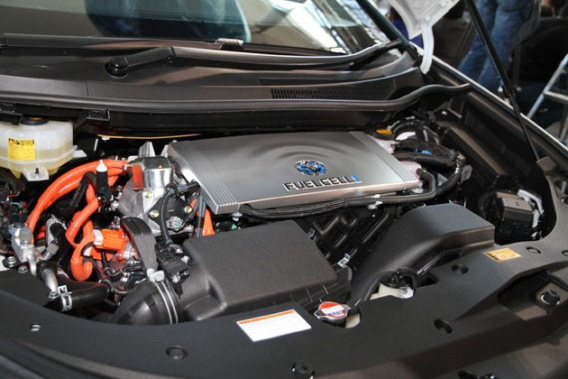 トヨタ 新型燃料電池自動車(FCV)「MIRAI(ミライ)」