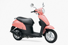 スズキ 50ccスクーター「レッツG」