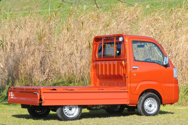 【特価！ダイハツハイゼット　トニコオレンジ　あおり鳥居セット  新車取り外し品】 Amazon | ダイハツ ハイゼットトラック トニコオレンジ