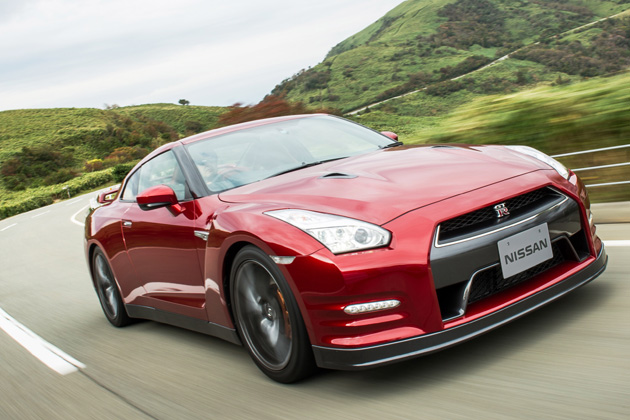 NISSAN GT-R 15年モデル