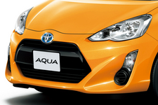 トヨタ アクア S／フロントバンパー