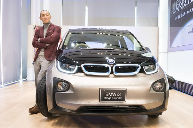 市川海老蔵 Bmwの電気自動車 I3 を納車 業界先取り 業界ニュース 自動車ニュース21国産車から輸入車まで Mota