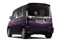 スズキ「スペーシアカスタム」J STYLE