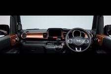 ホンダ 新型 N-BOX SLASH