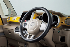 ホンダ 新型 N-BOX SLASH