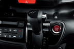 ホンダ 新型 N-BOX SLASH
