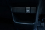 ホンダ N-BOX カスタムG ターボAパッケージ　ボディカラー：2トーンカラースタイル（レッド＆ブラック）