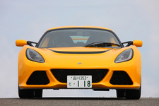 写真はベース車のLOTUS EXIGE S(ロータス エキシージ S)