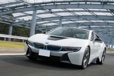 BMW i8 走行イメージ7