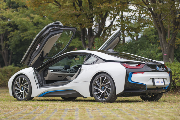 BMW i8