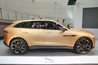 ※写真は日本での発表会の時のもの　「ジャガー スポーツ・クロスオーバー・コンセプト『C-X17（F-PACE）』」