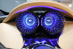 ※写真は日本での発表会の時のもの　「ジャガー スポーツ・クロスオーバー・コンセプト『C-X17（F-PACE）』」