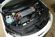 トヨタ 燃料電池自動車（FCV）MIRAI（ミライ）