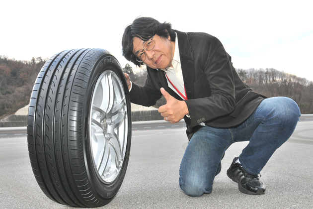 2020年製 国産 215/50R17 ヨコハマ ブルーアース RV-02