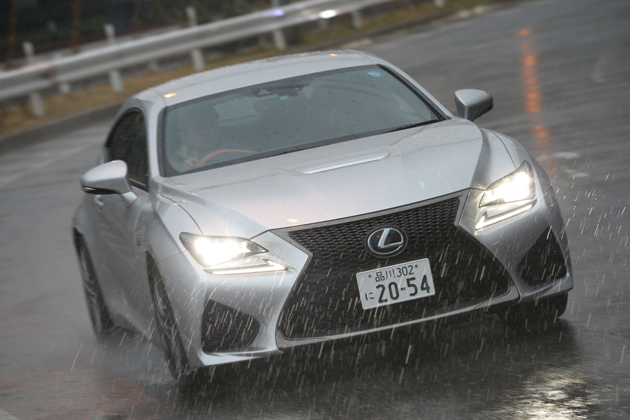 レクサス RC F ボディカラー:ソニックシルバー