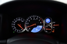 日産 GT-R 2015年モデル 3.8 プレミアムエディション 4WD ボディカラー:メテオフレークブラックパール(スクラッチシールド)