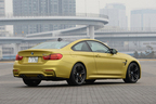 BMW M4 DCT ドライブロジック　ボディカラー：オースチン・イエロー