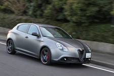 Alfa Romeo GIULIETTA QUADRIFOGLIO VERDE LAUNCH EDITION[アルファ ロメオ ジュリエッタ「クアドリフォリオ・ヴェルデ」ローンチエディション]