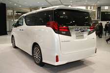 トヨタ 新型アルファード