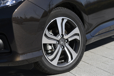 ホンダ「GRACE（グレイス）」