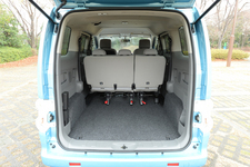 日産 電気自動車 e-NV200 ワゴンG（5人乗り/2WD）