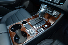 フォルクスワーゲン 新型トゥアレグ センターコンソール