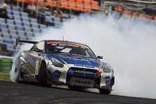 コントレイル ヨコモ R35GTR TOYO D1仕様 トーヨータイヤ、「1,000馬力超のGT-R」D1マシン開発ストーリー
