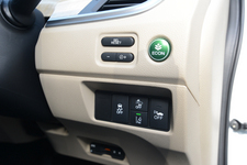 ホンダ JADE(ジェイド) 試乗レポート／国沢光宏