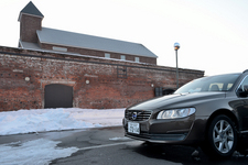 ボルボV70 T5 SEで駆ける！ 冬の「函館→東京」長距離試乗レポート／今井優杏