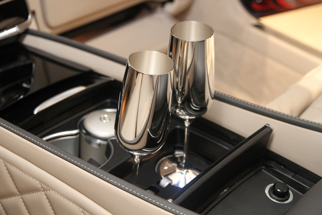 Mercedes-Benz Mercedes-Maybach 純正 部品 シャンパン