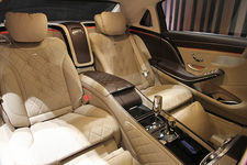 【発表会】究極のプレミアムブランド「メルセデス・マイバッハ」が新たに誕生