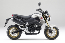 ホンダ グロム(パールヒマラヤズホワイト)