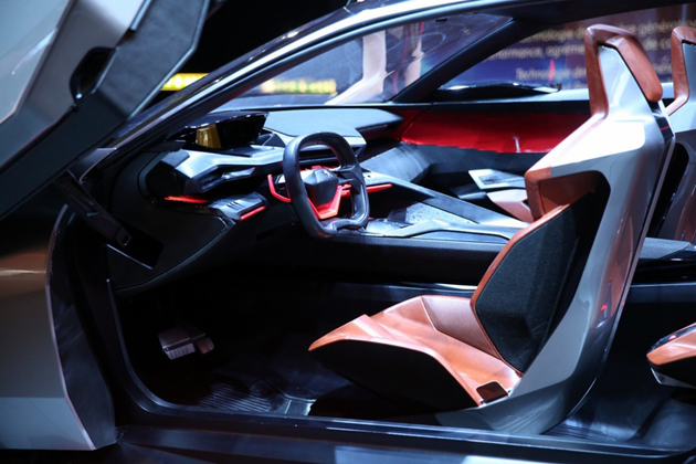 プジョー Quartz(クオーツ) ※コンセプトモデル