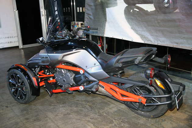 中村獅童も注文した3輪バイク「BRP Can-Am Spyder F3」発表会速報[2015/03/10・会場：LIQUIDROOM(東京都渋谷区)]