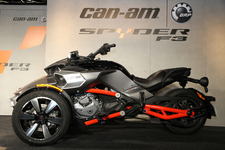 3輪バイク「BRP Can-Am Spyder F3」