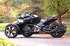 3輪バイク「BRP Can-Am Spyder F3」