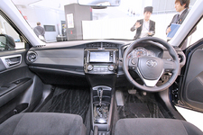 トヨタ 新型カローラアクシオ