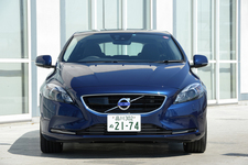 ボルボ V40に特別限定車「V40 Ocean Race Edition(オーシャンレースエディション)」登場