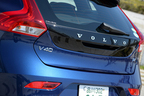 ボルボ V40に特別限定車「V40 Ocean Race Edition(オーシャンレースエディション)」登場
