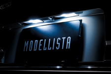 トヨタ新型オーリス モデリスタカスタムパーツ装着車