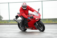 ドゥカティ 899Panigale