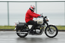 トライアンフ Bonneville T100