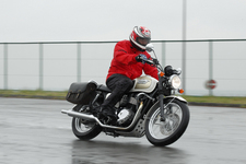 トライアンフ Bonneville T100