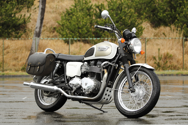 トライアンフ Bonneville T100