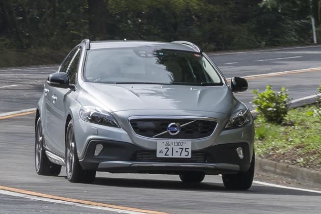 ボルボ V40 CROSS COUNTRY T5 AWD[2015年モデル／Drive-E] 試乗レポート／今井優杏