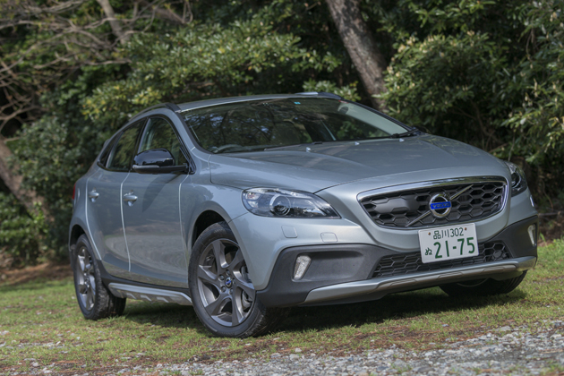 ボルボ V40 CROSS COUNTRY T5 AWD[2015年モデル／Drive-E] 試乗レポート／今井優杏