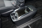 トヨタ ヴェルファイア 2.5 Z Aエディション　ボディカラー：バーニングブラッククリスタルシャインガラスフレーク