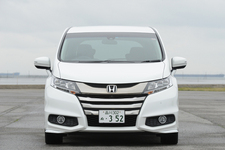 ホンダ オデッセイ 2.4 アブソルート EX　ボディカラー：ホワイトオーキッド・パール